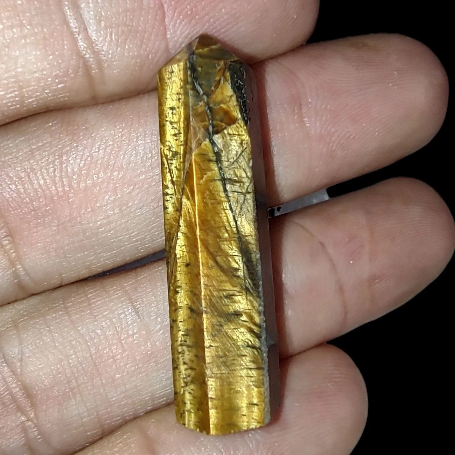 Punta de ojo de tigre de 25.80 quilates 