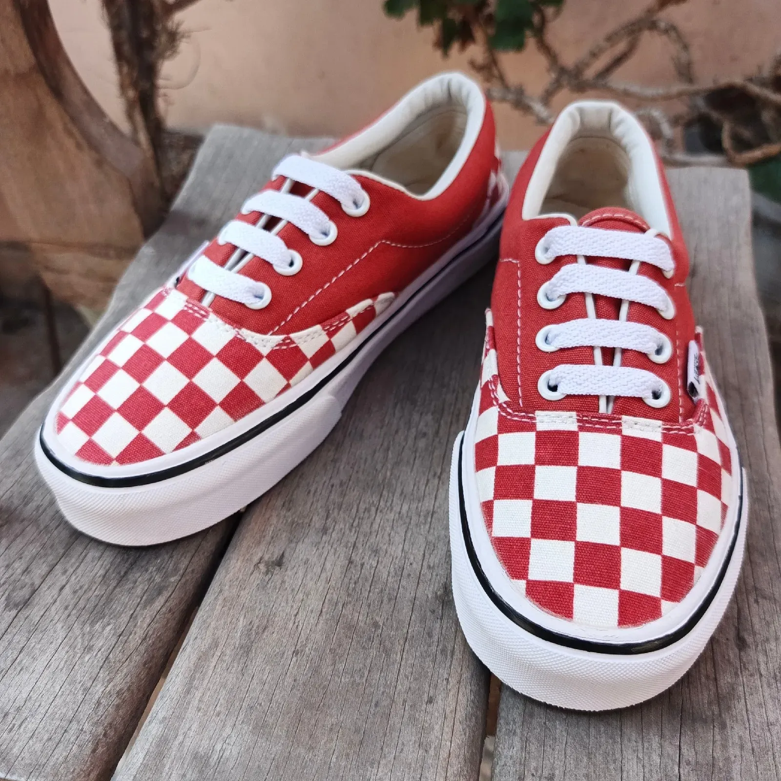 Vans  2