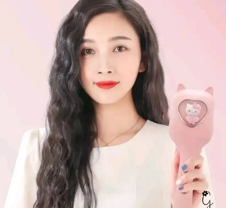WAFLERA DE CABELLO DISEÑO HELLO KITTY  2