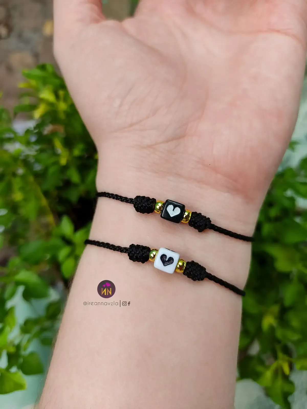 Par de hilitos corazón b/n🤍🖤 2