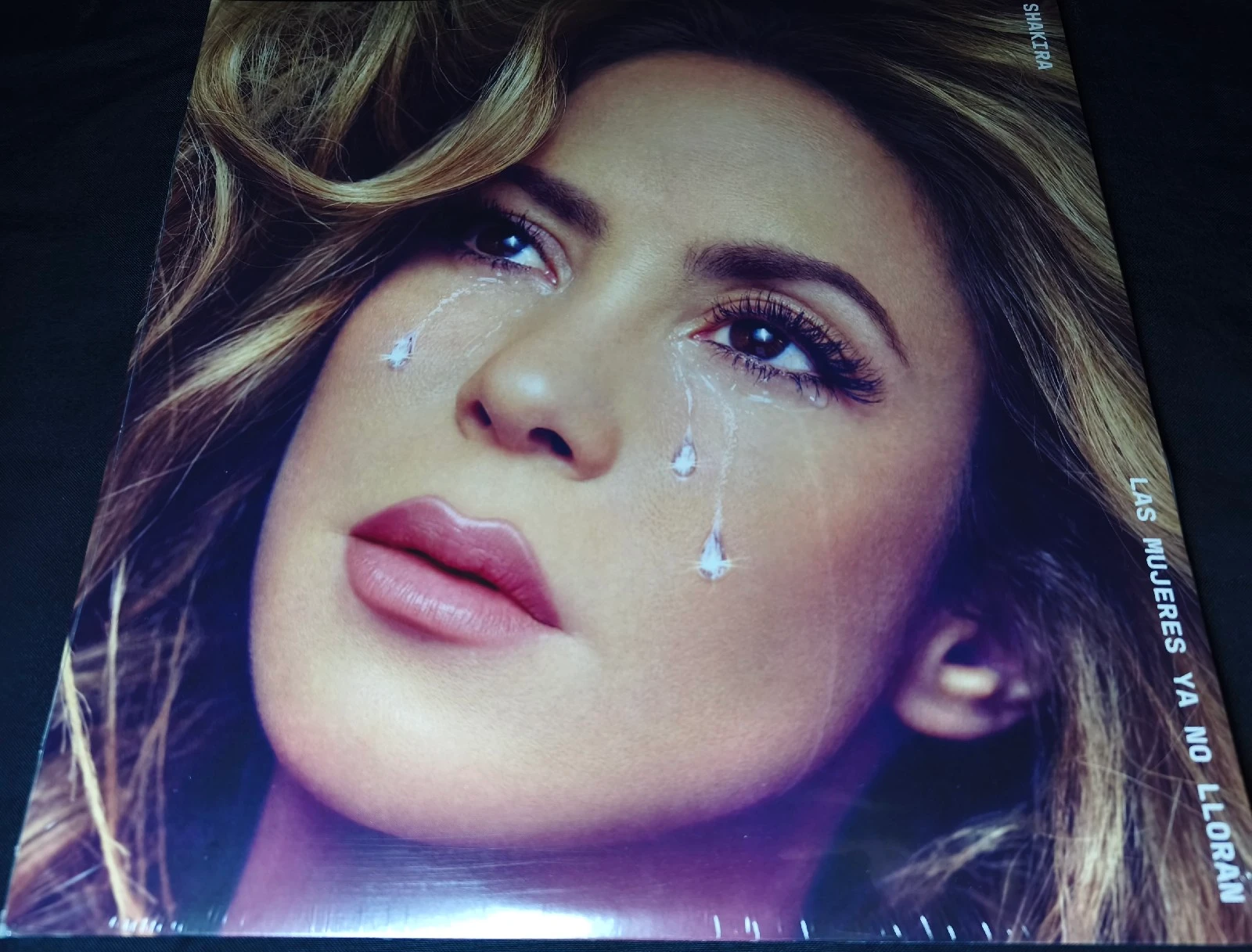 Shakira - Las Mujeres Ya No Lloran (2 VINILOS TRANSPARENTES GATEFOLD)(MADE IN THE EU.)
