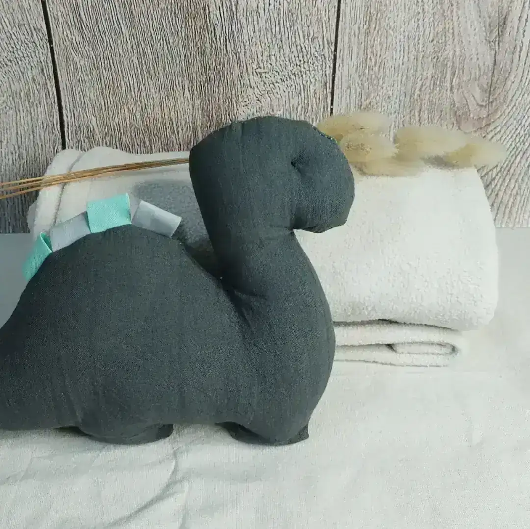 Muñeco de apego + manta polar 3