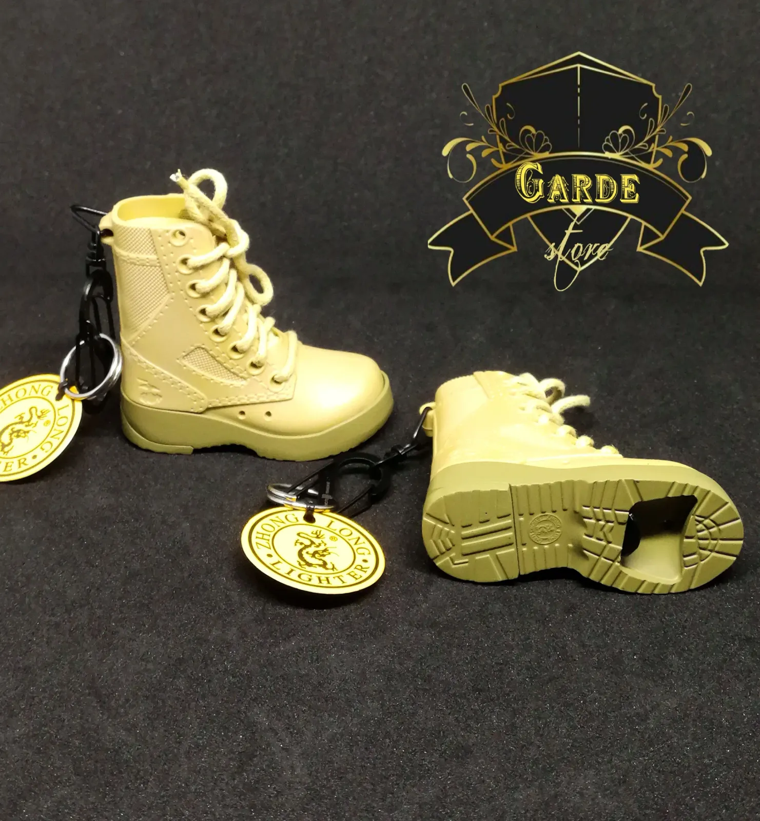 Encendedor abridor botas realista.  2