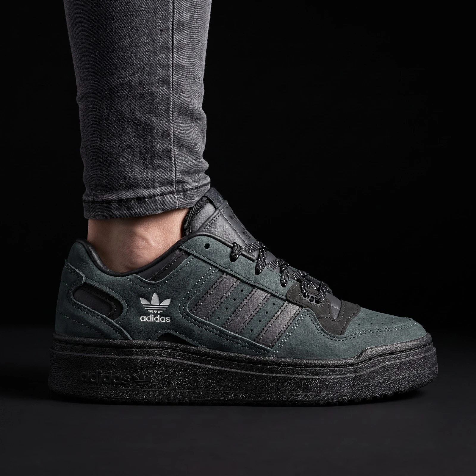 TENIS ADIDAS FORUM XLG 2