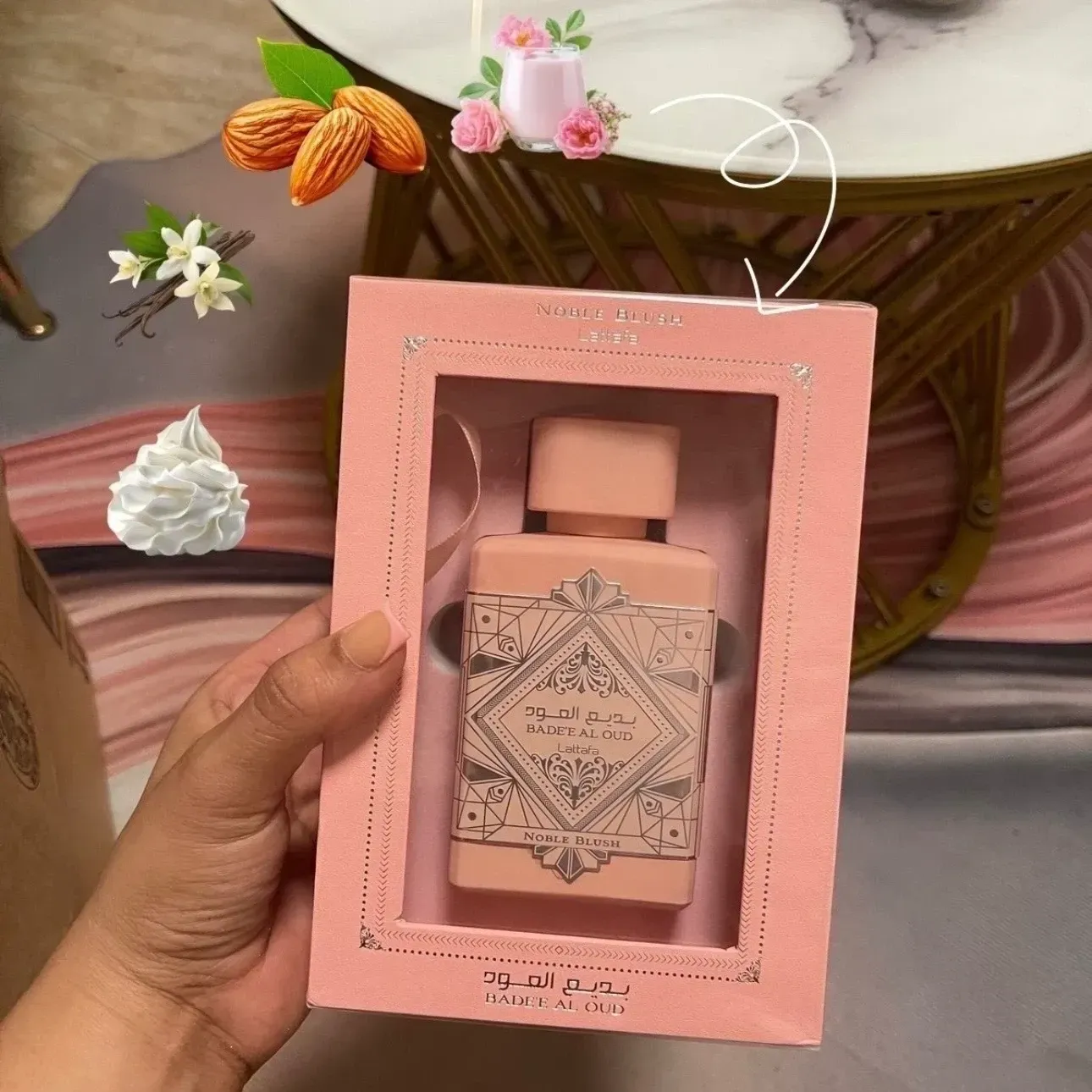 1.1 - Badee Al Oud Noble Blush Lattafa - Mujer