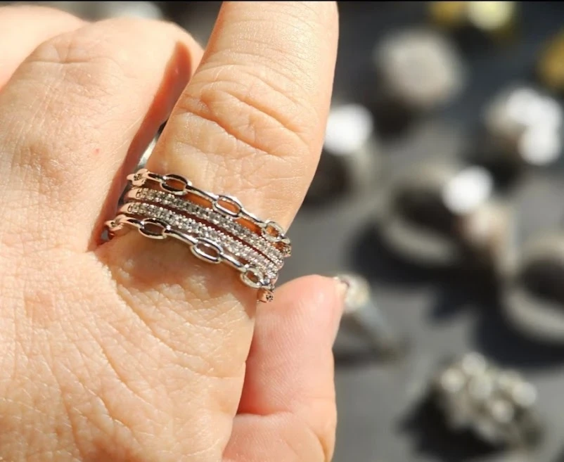 Anillo Sale