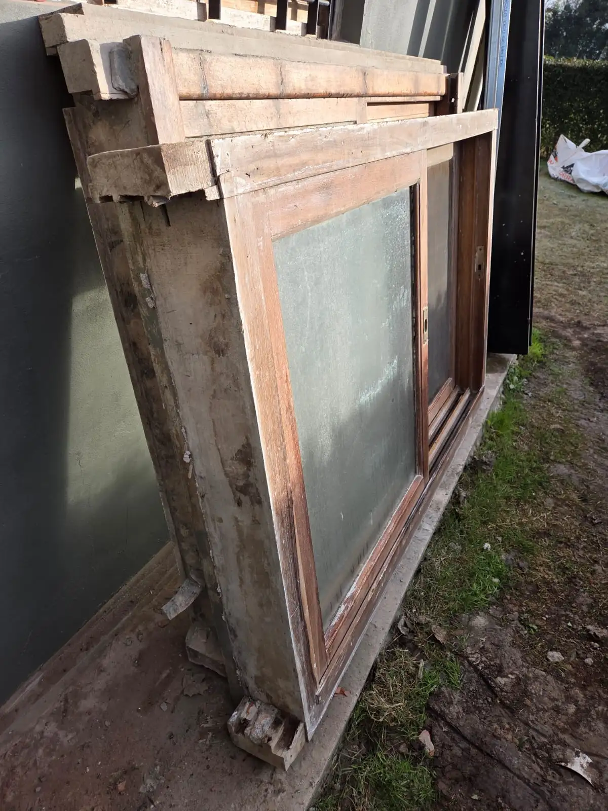 2 Ventanas de cedro con mosquitero 1,70x1,17 1,75x1,25