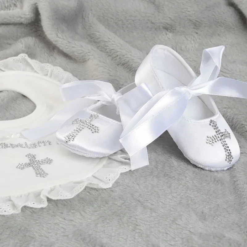 BAUTIZO SET ZAPATITOS CON BAVERO  3