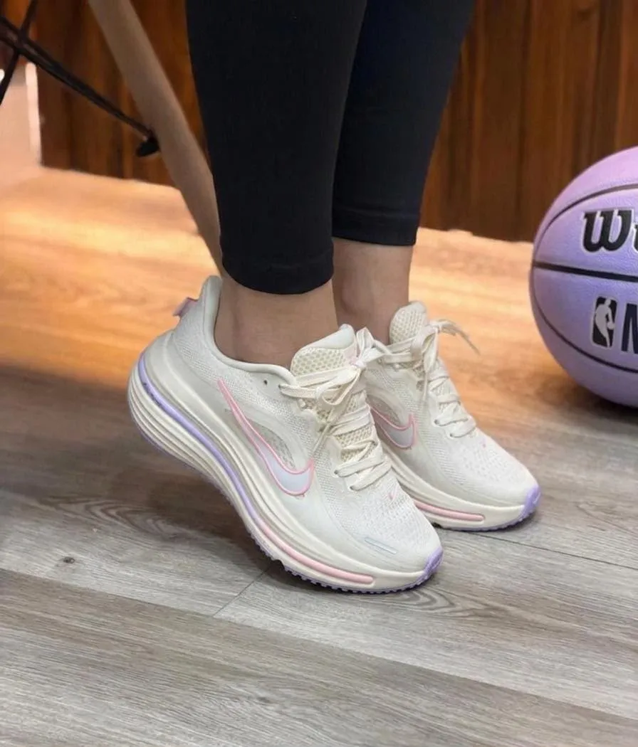 🙋♀️ NIKE ZOOM