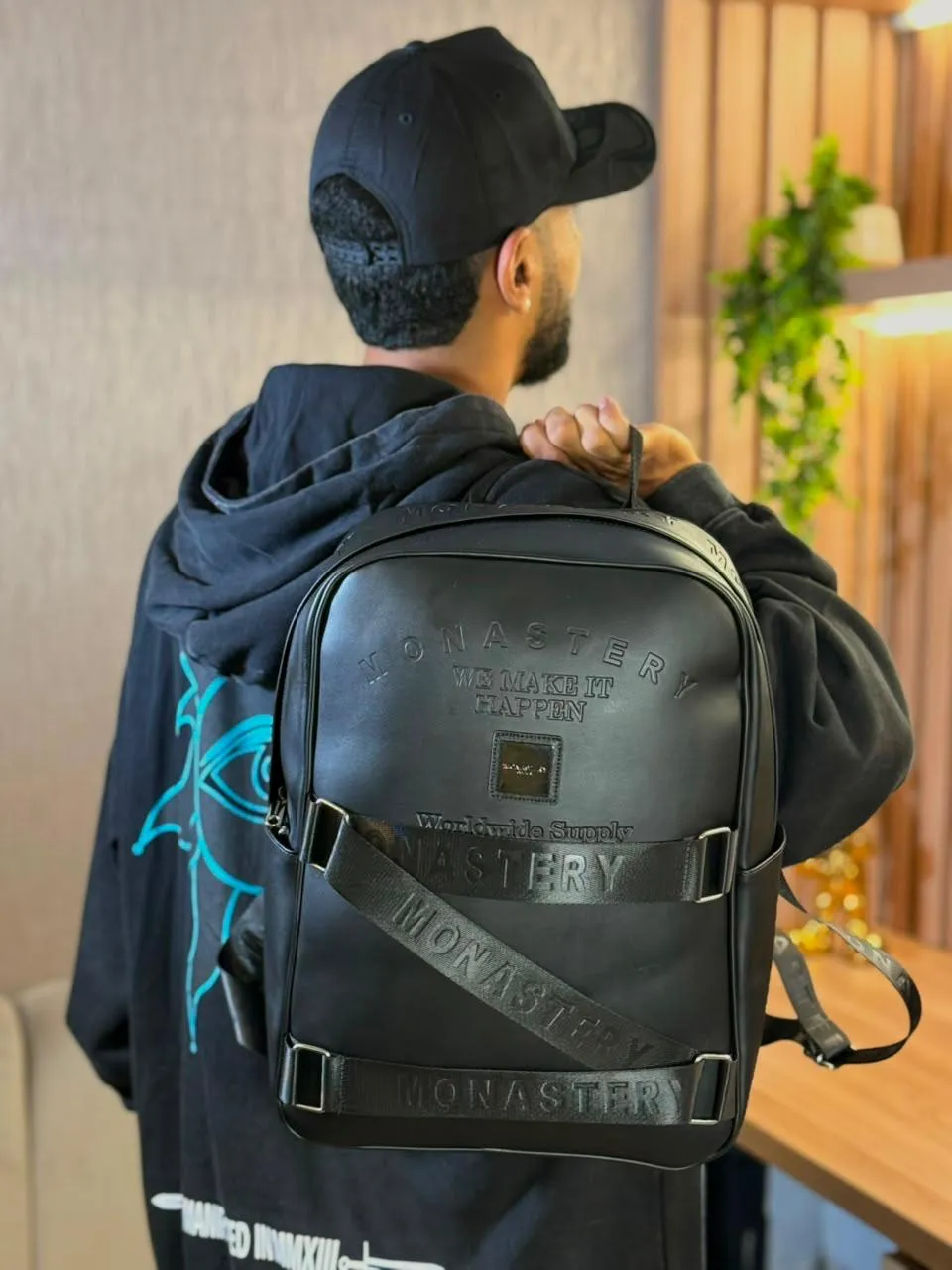 MORRAL TIPO CUERO 4