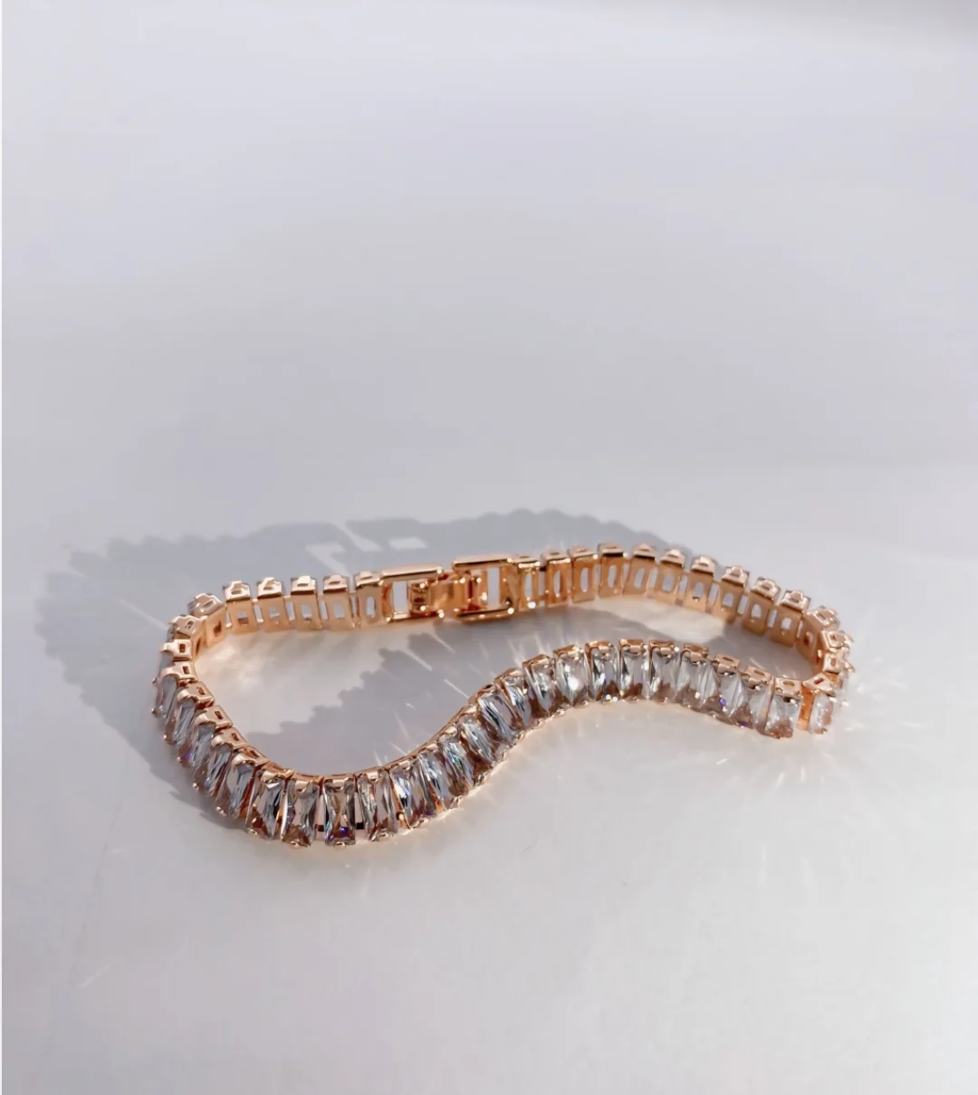Pulsera zirconia color oro rosado 