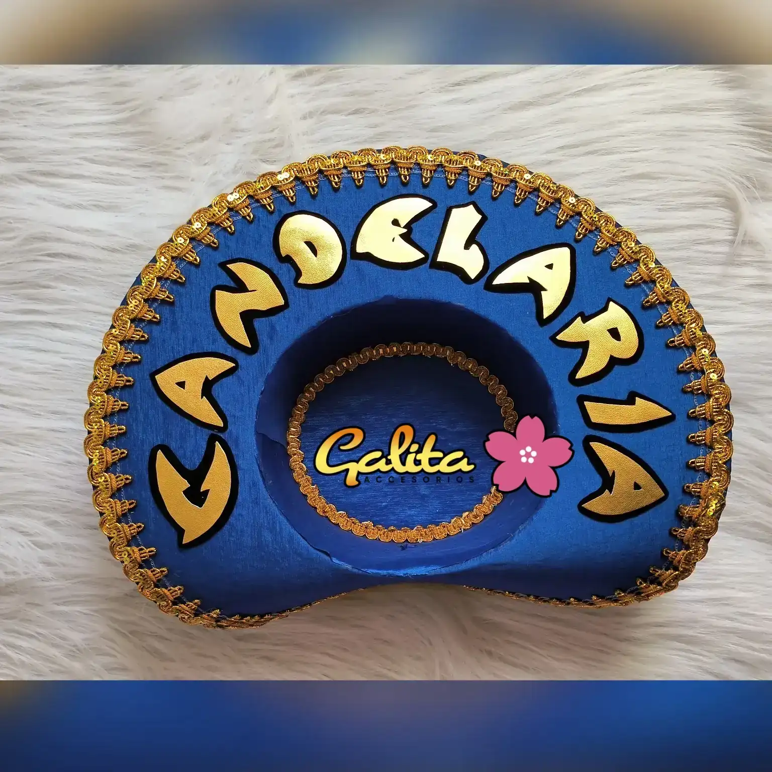 Letra metálica "CANDELARIA"