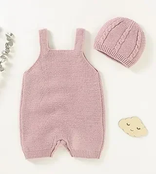 MONO CON GORRO 2