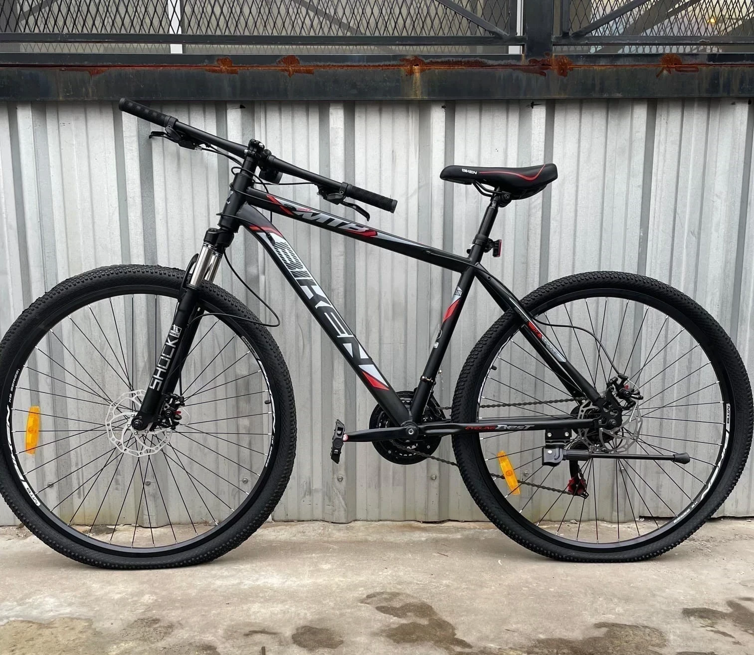 *BICICLETA BIKEN ROD.29 ACERO C/SUSPENSIÓN DELANTERA 