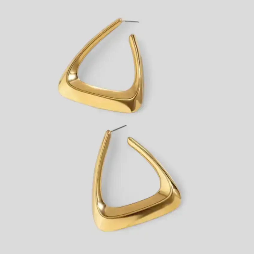 Arracada triangulo 