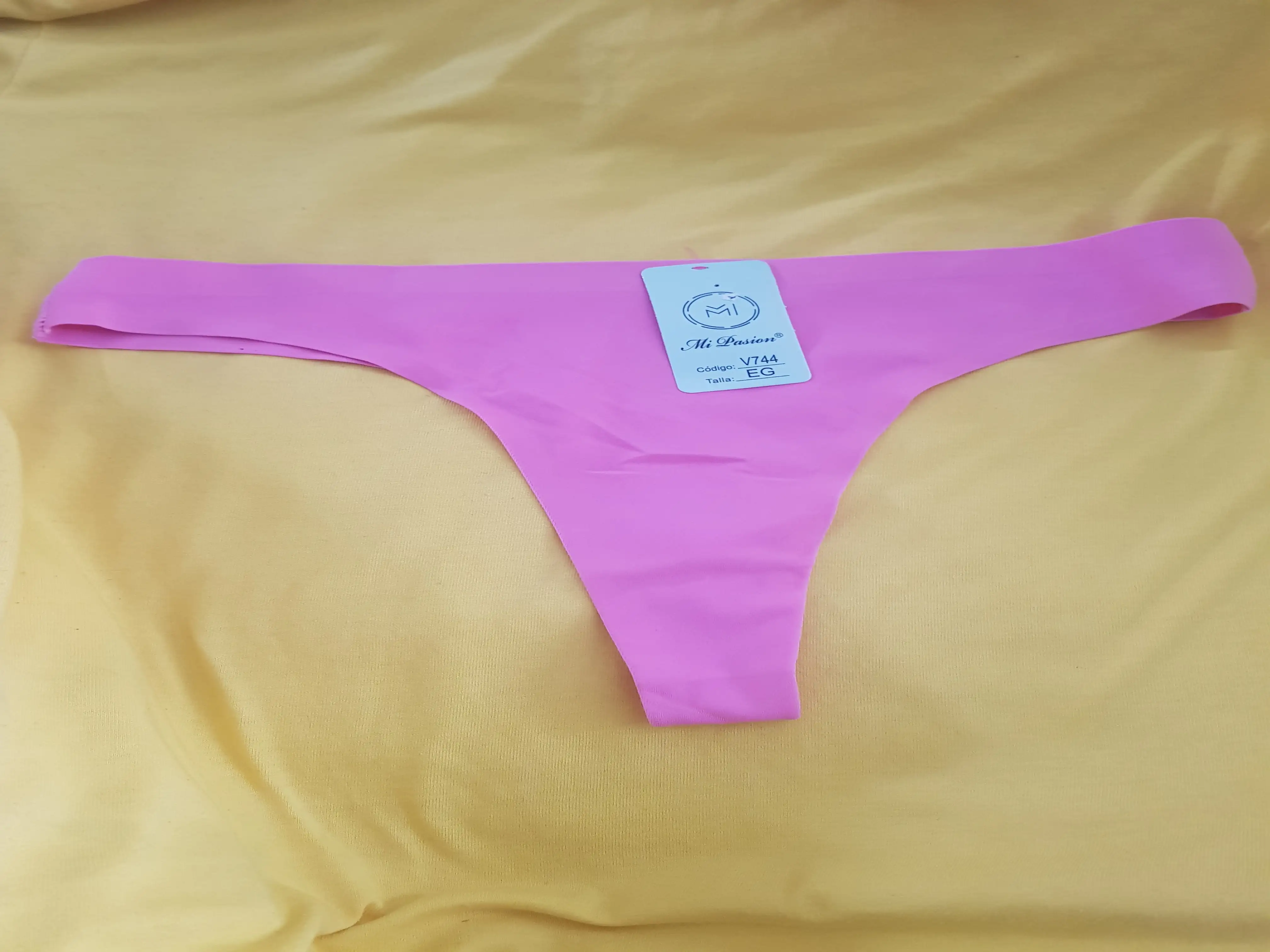 Pantys tipo tanga 