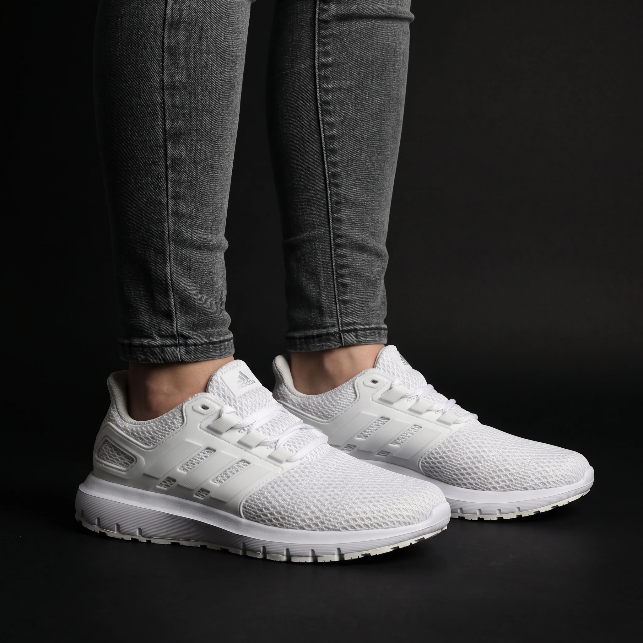 ZAPATILLAS ADIDAS ULTIMASHOW DE MUJER 2