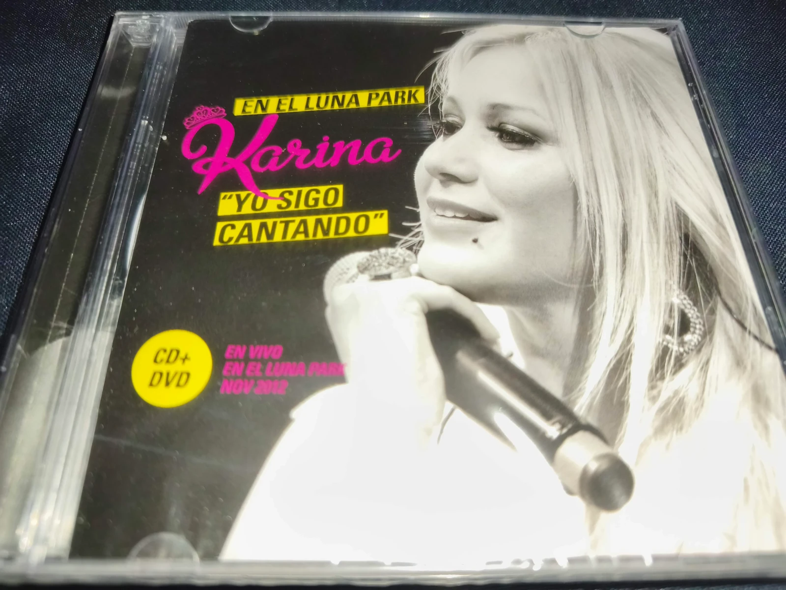Karina - Yo Sigo Cantando (CD+DVD)(ARGENTINA)