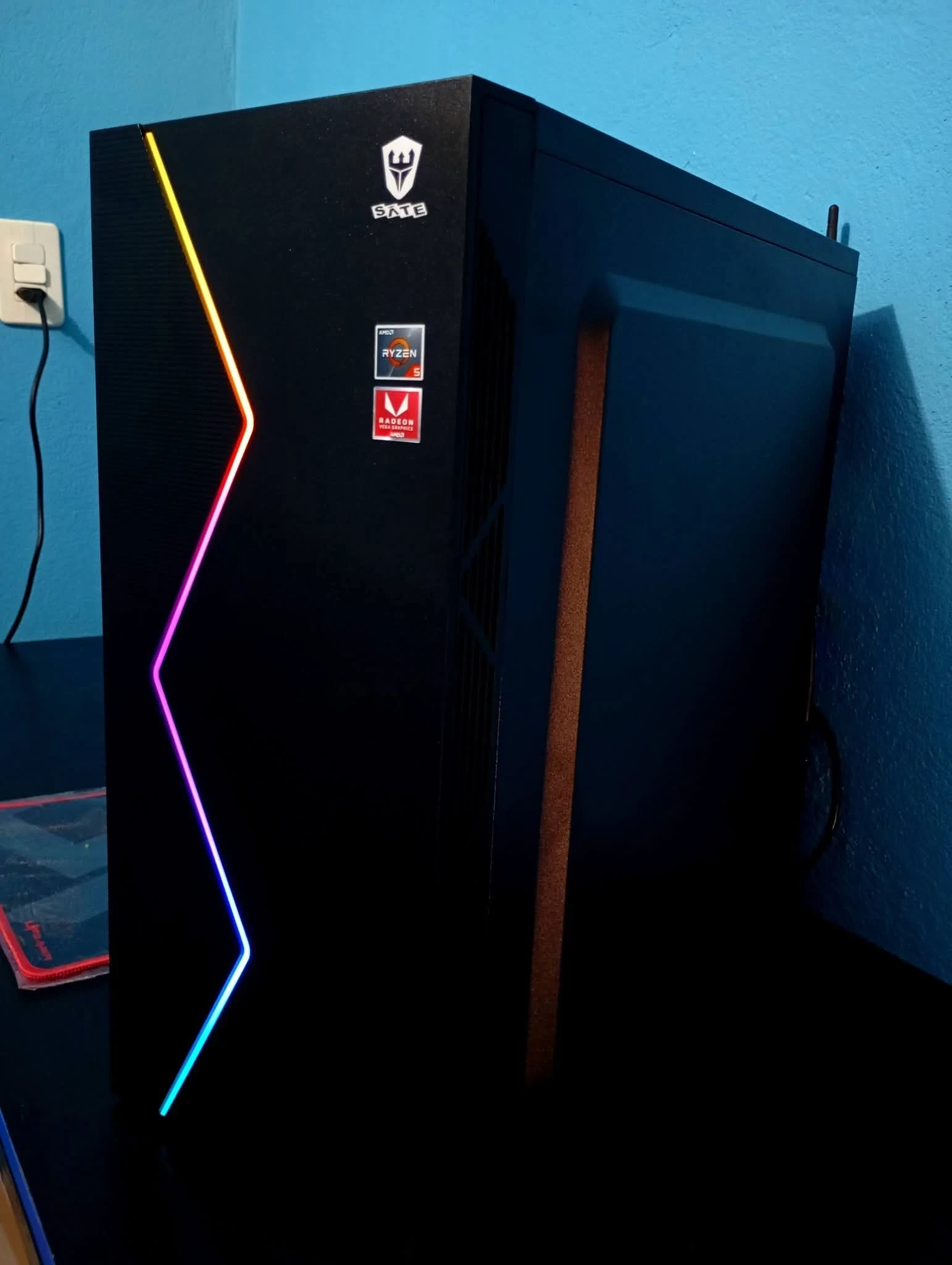 Pc Gamer y Diseño Nuevo .Comb.Completo ! Con Monitor 20" Nuevo  3