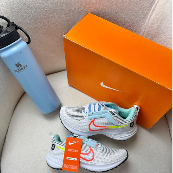 Tênis Nike Pegasus Cas