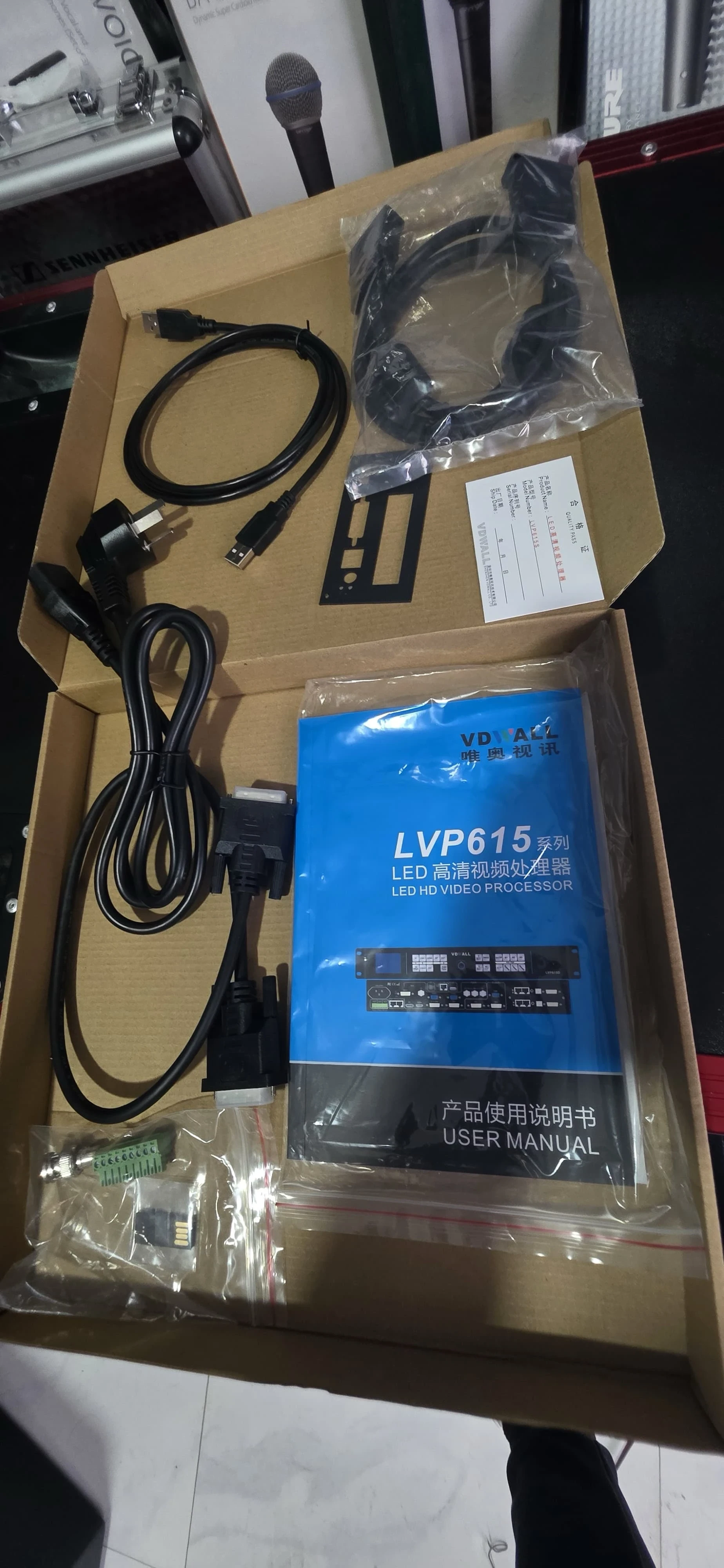 -PROCESADOR DE VIDEO LBP-615S con doble salida de video para  6