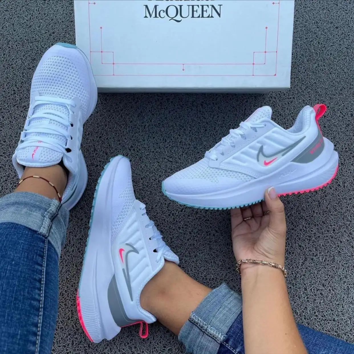 NIKE WINFLO
