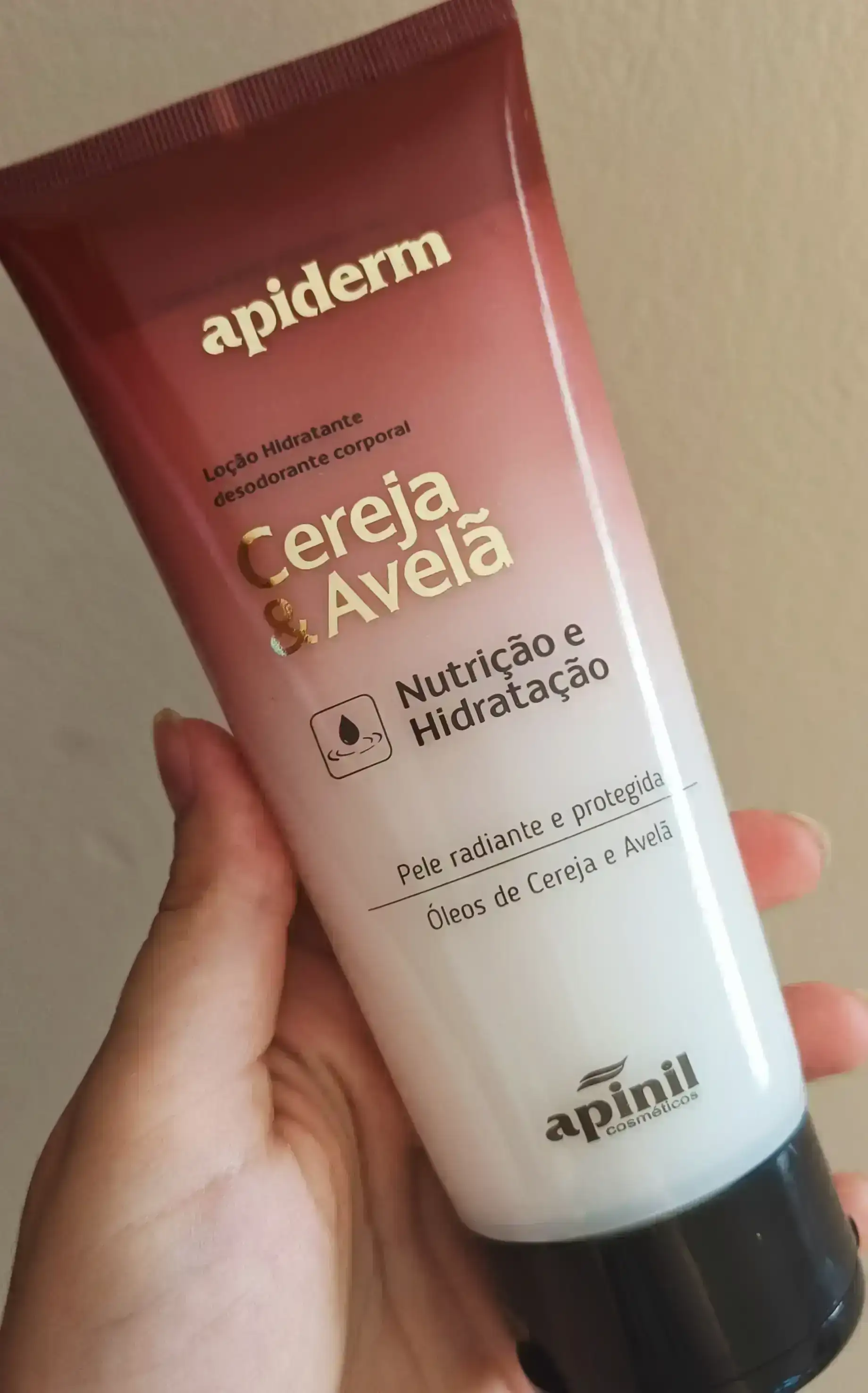 Hidratante corporal Cereja e Avelã  3