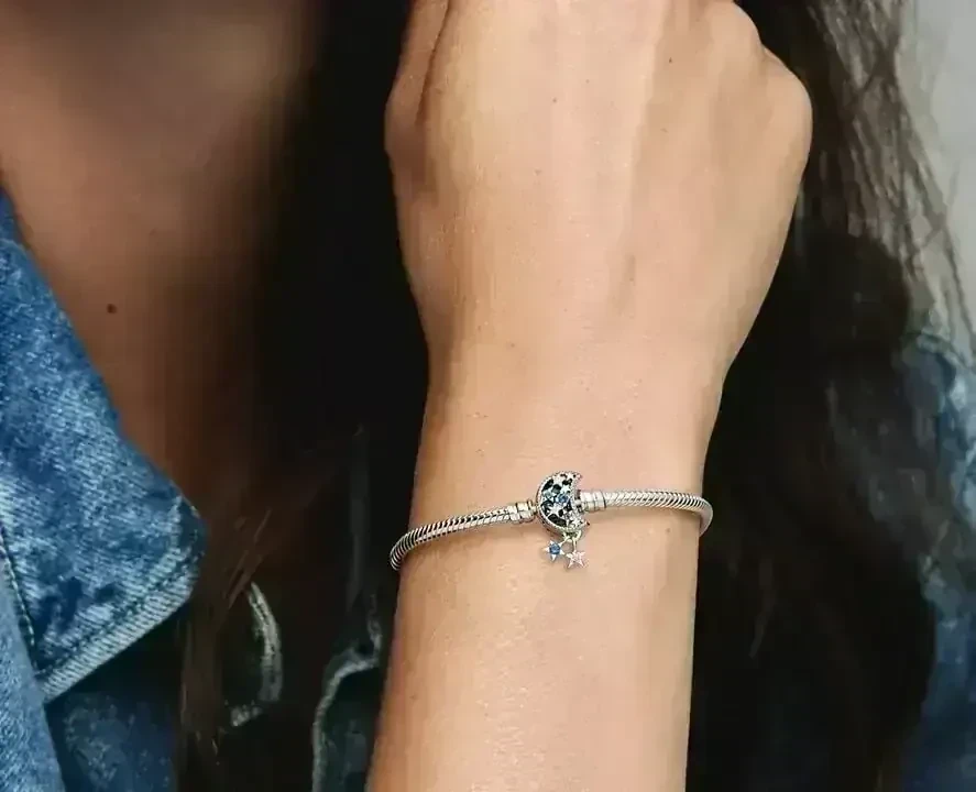 Pulsera Cierre Luna Brillante  3