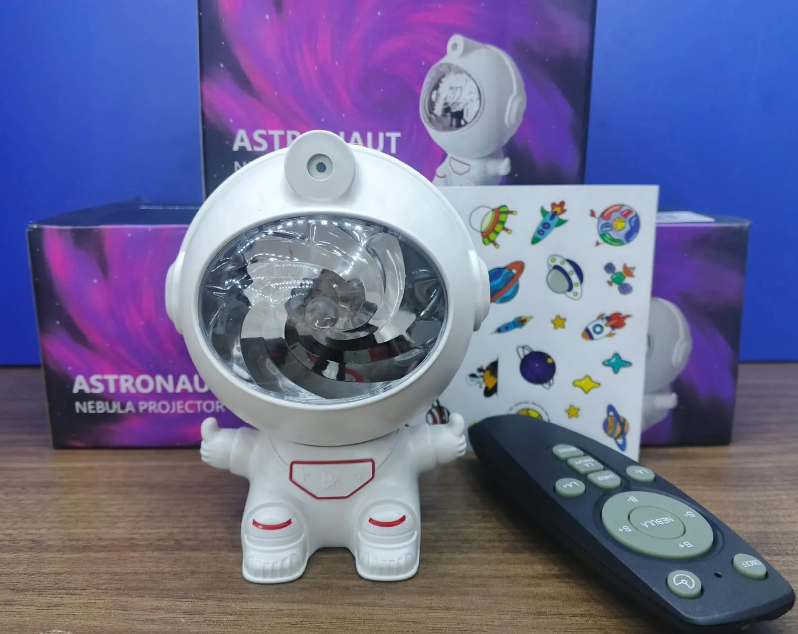 PROYECTOR LASER CIELO ESTRELLADO CON LAMPARA Y CONTROL