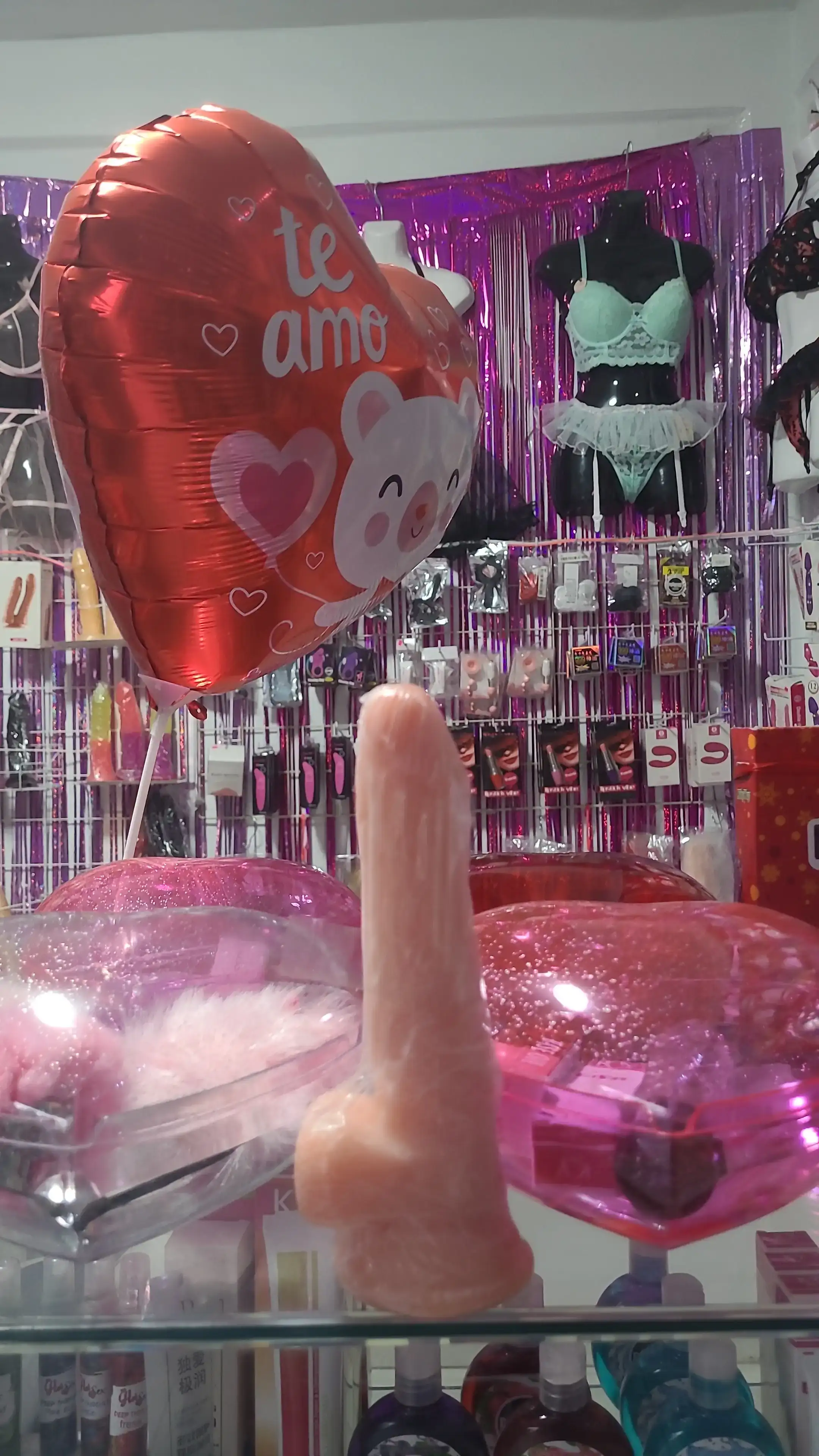 Pene realista 2