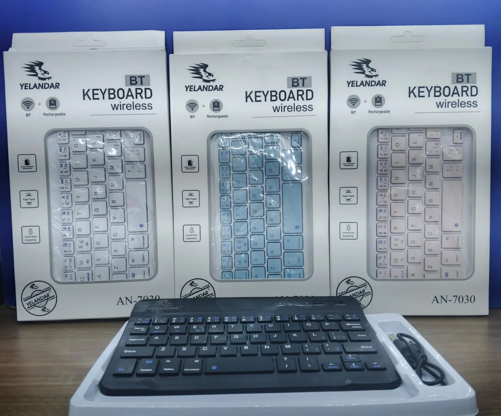 TECLADO BLUETOOTH 7 PULGASAS