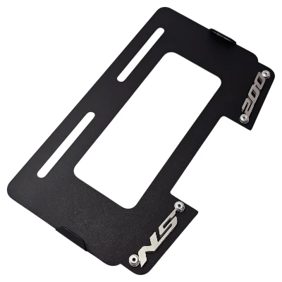 NS 200 Porta placa acero negro logo 3d cromado ML