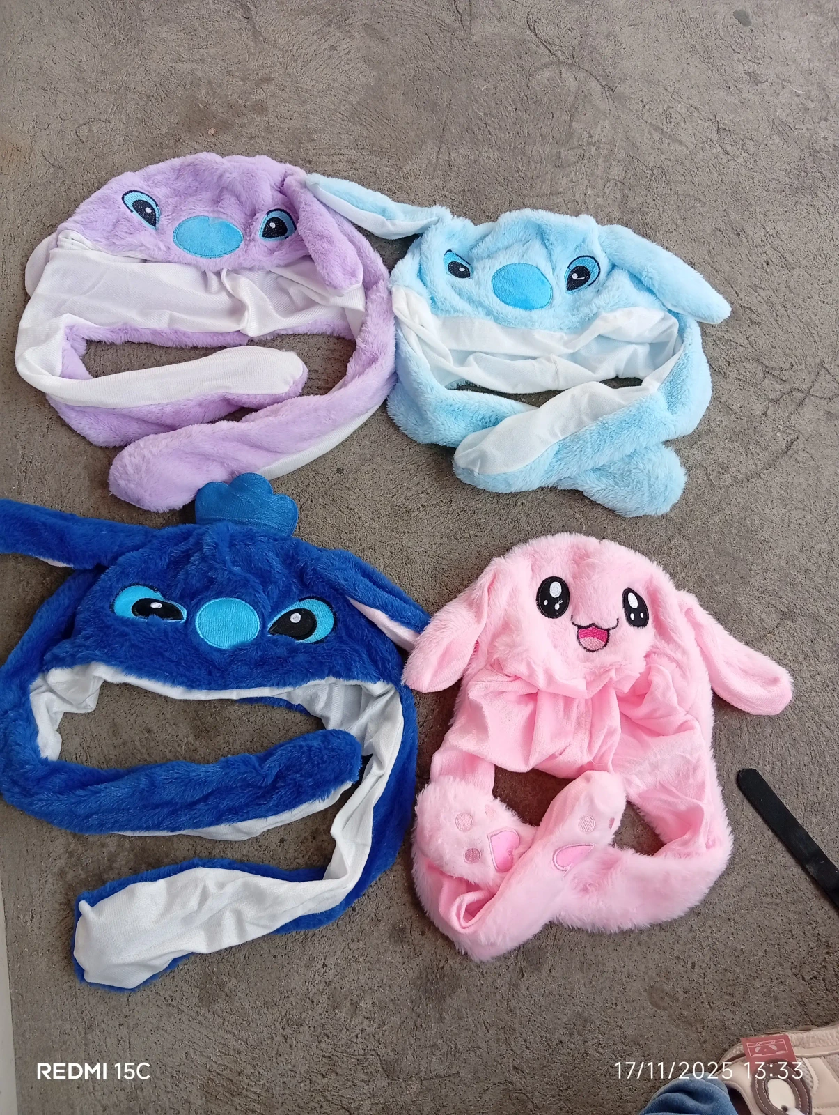GORROS CON LUZ MUEVEN OREJAS  2