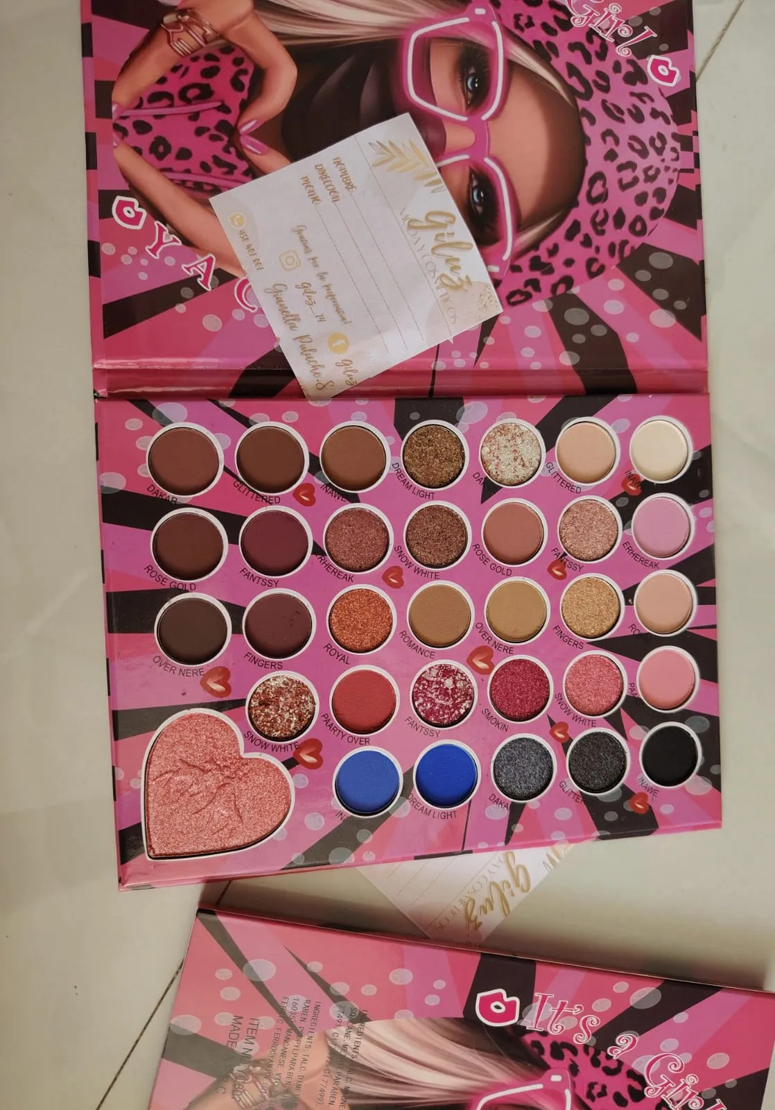 Paleta de sombras + rubor