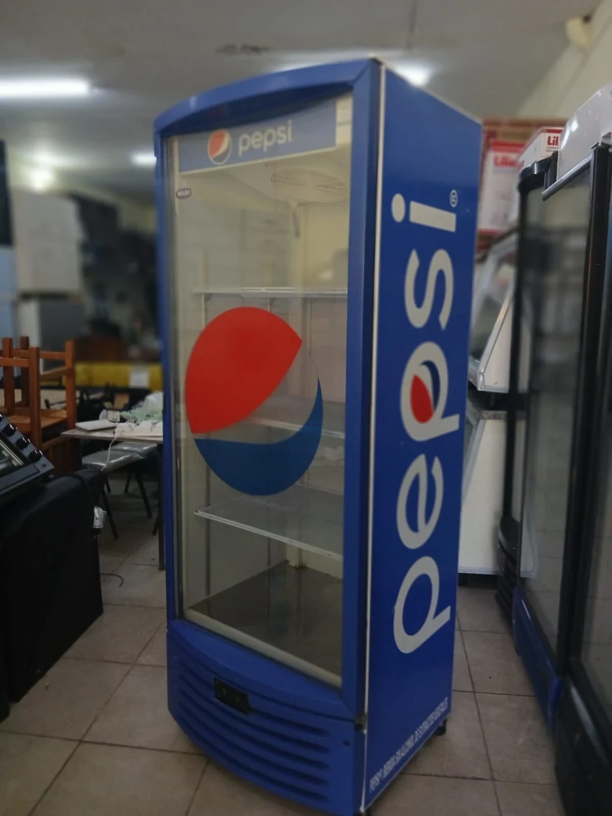 EXHIVIDORA 570LT 2