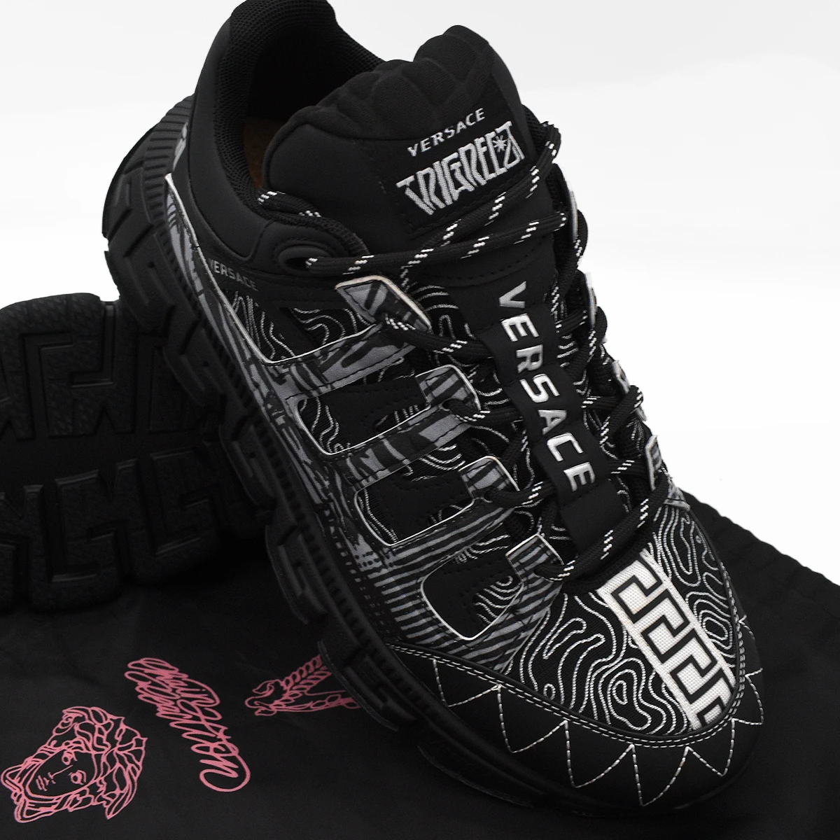 Versace Trigreca Negro 8