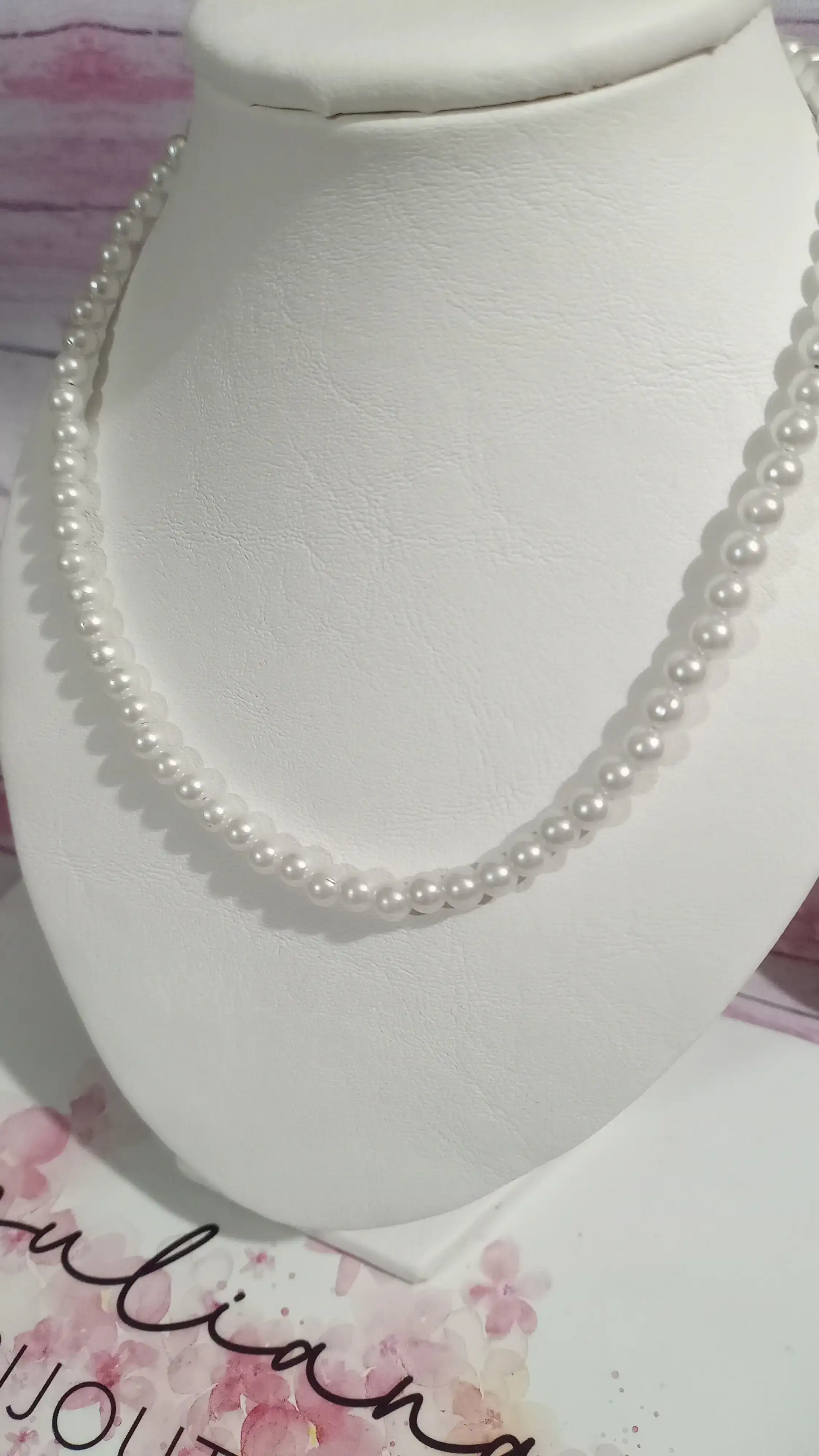 Choker con perlas