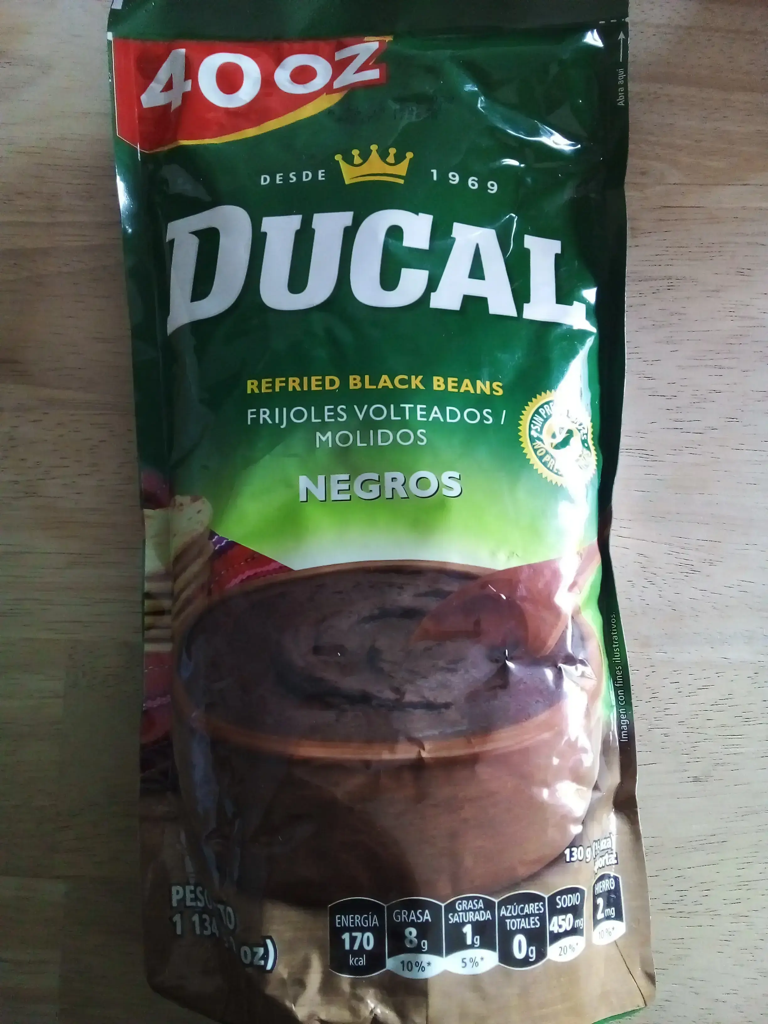 Frijol volteado en sobre negro de 40 onza 