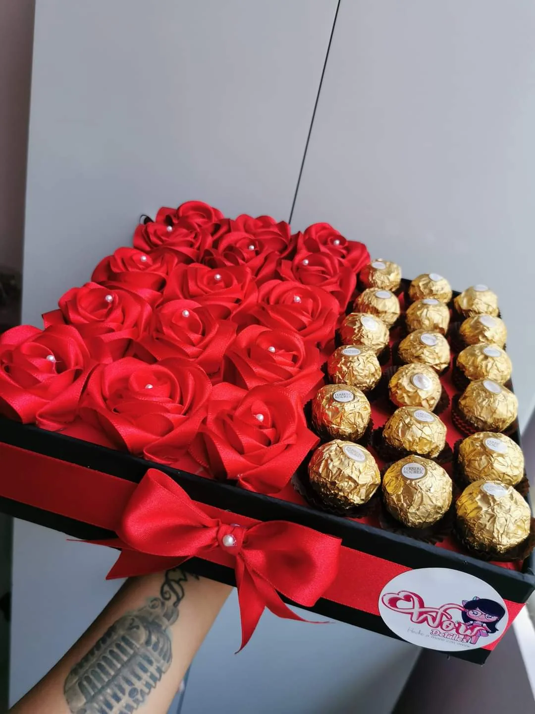 Rosas con chocolates