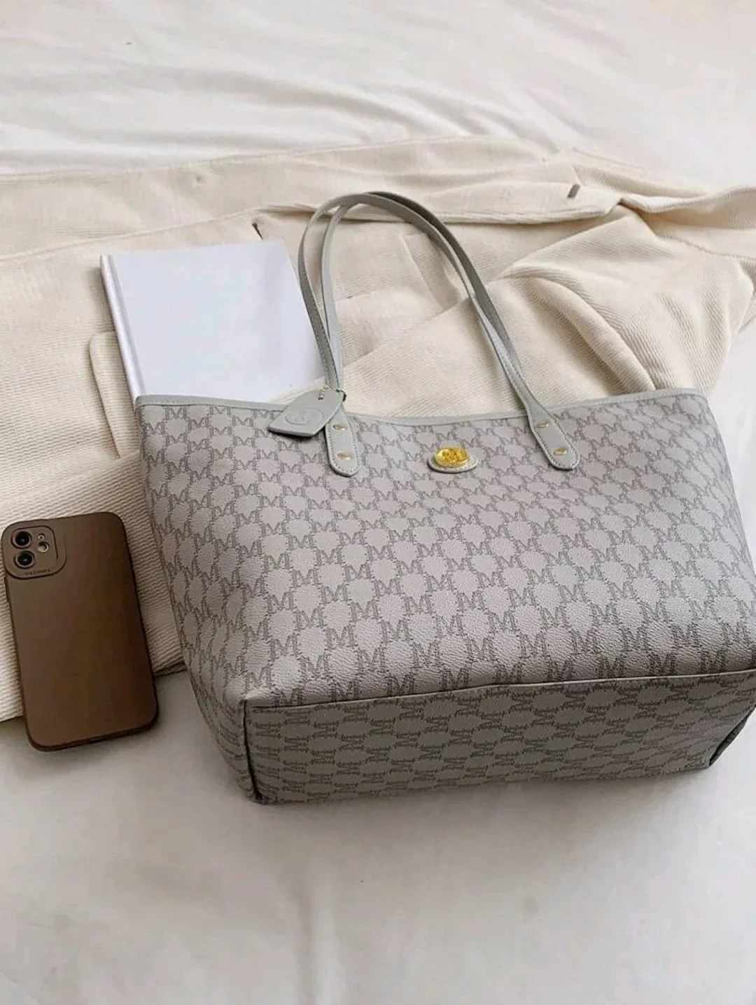 Bolso de mano ligero  3