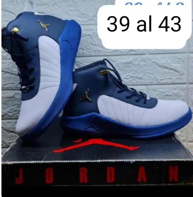 jordan reveals (hombre) 4