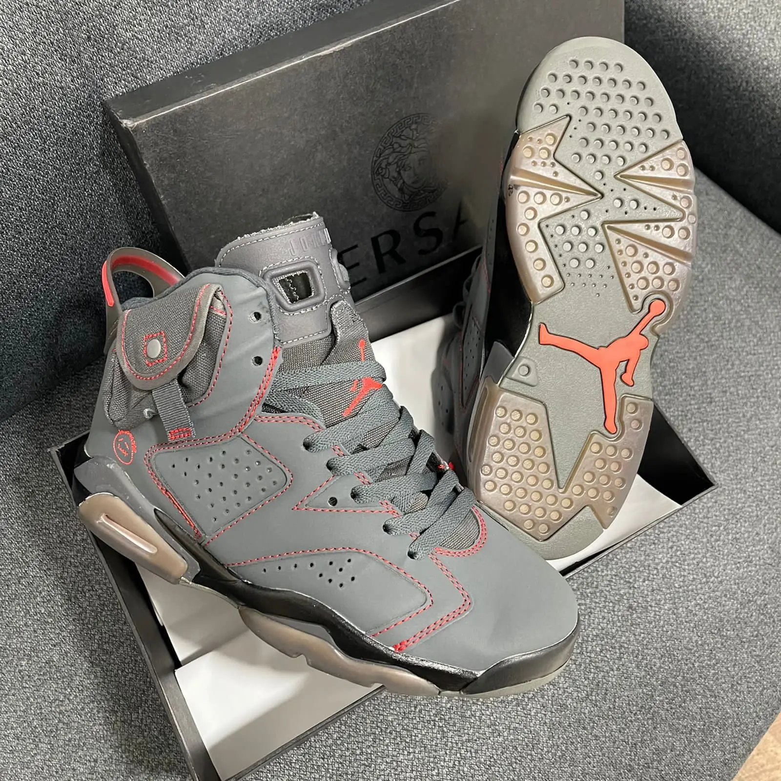JORDÁN RETRO 4 