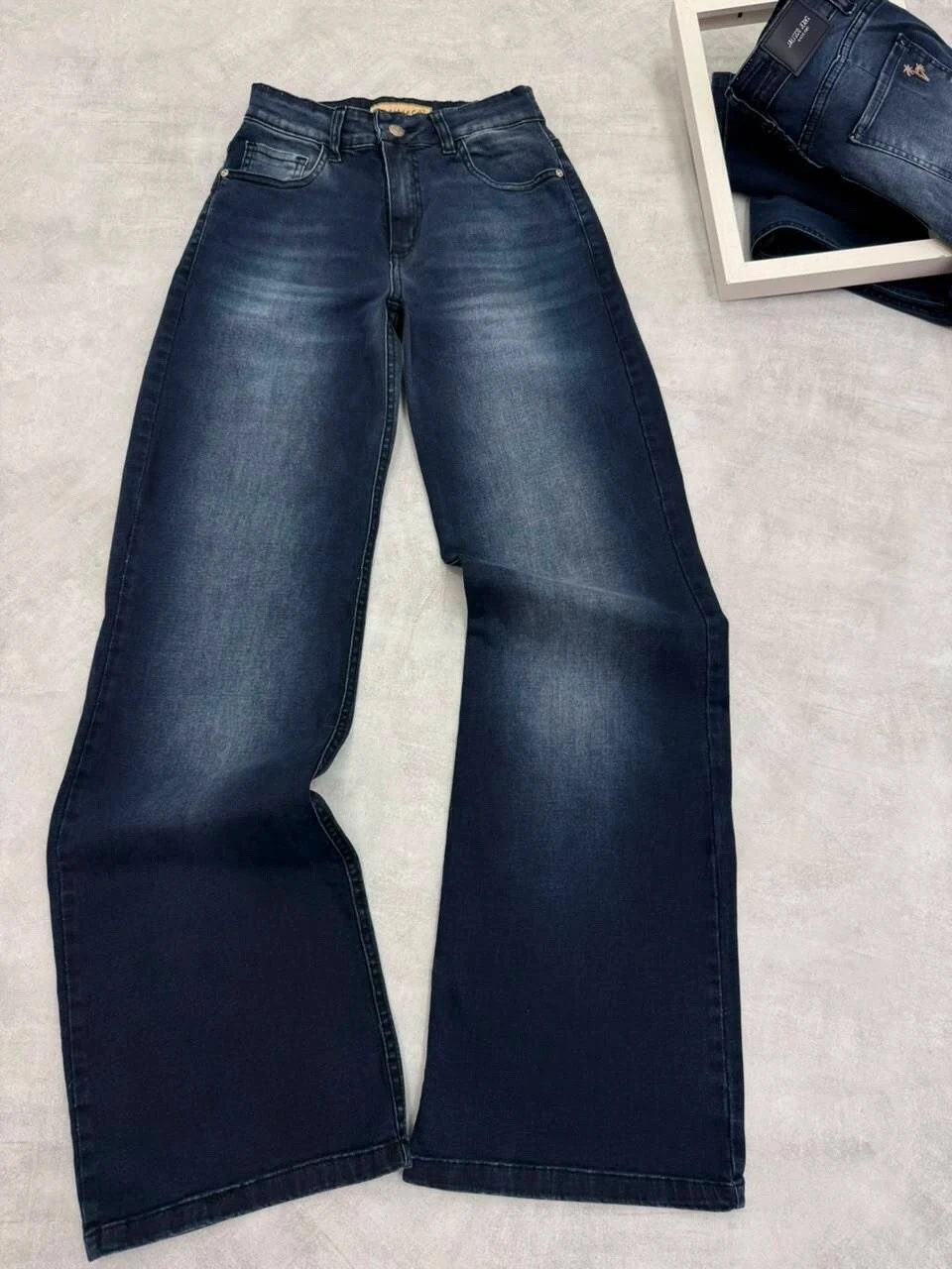JEANS BAGGY Y OXFORD UNICOS 