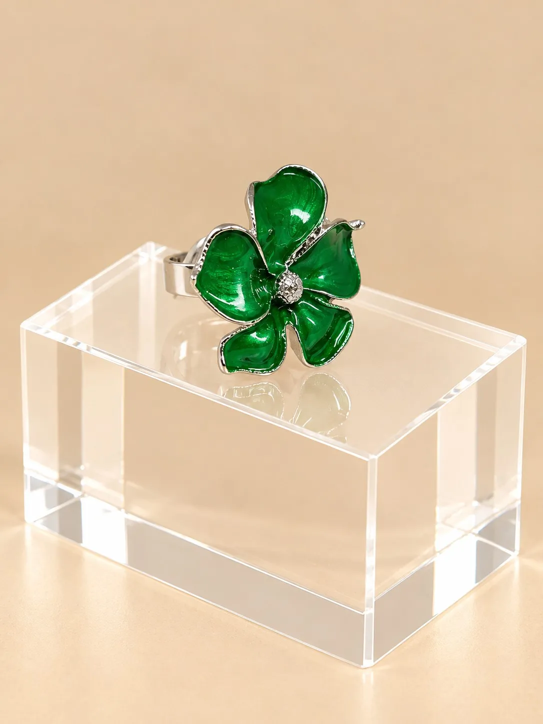 Anillo flor verde esmaltado