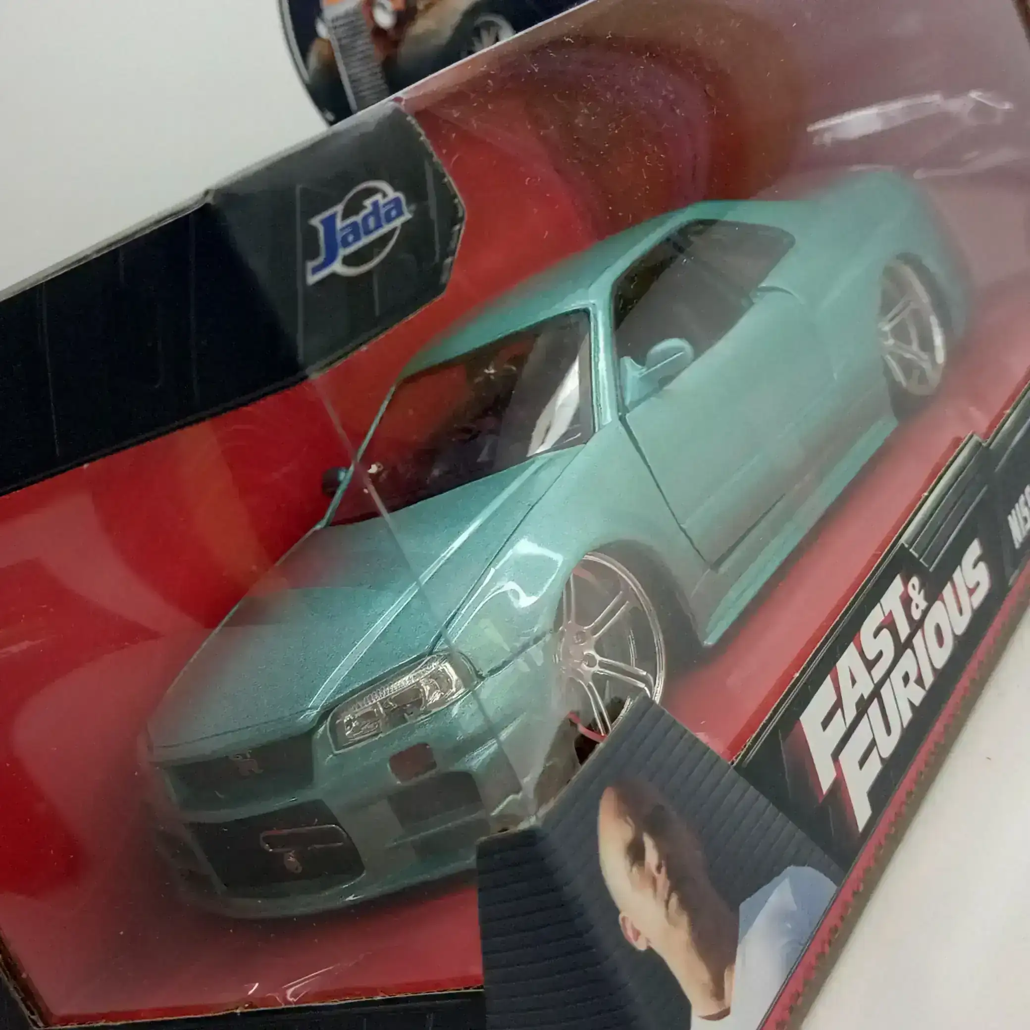 Nissan skyline gtr bnr 34 Rápido y Furioso 2