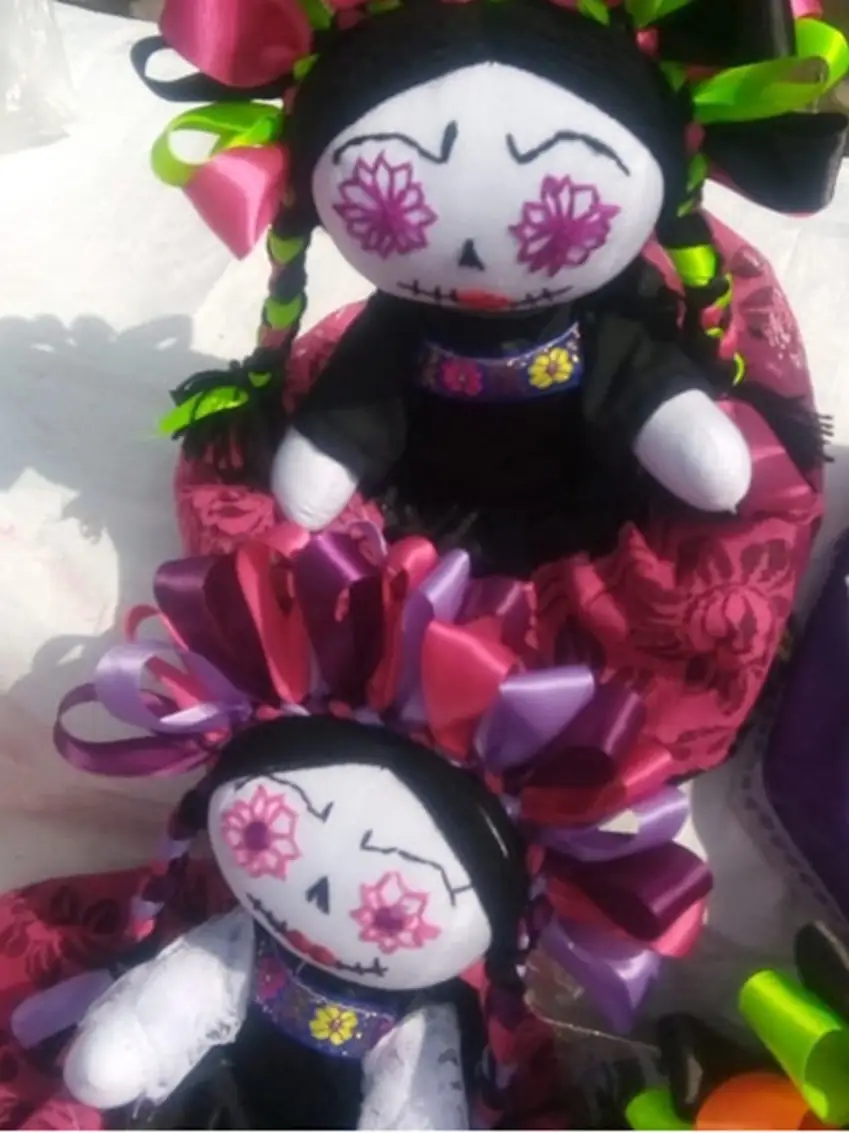 Paquete de 5 muñecas LELE. Día de muertos, Halloween  4