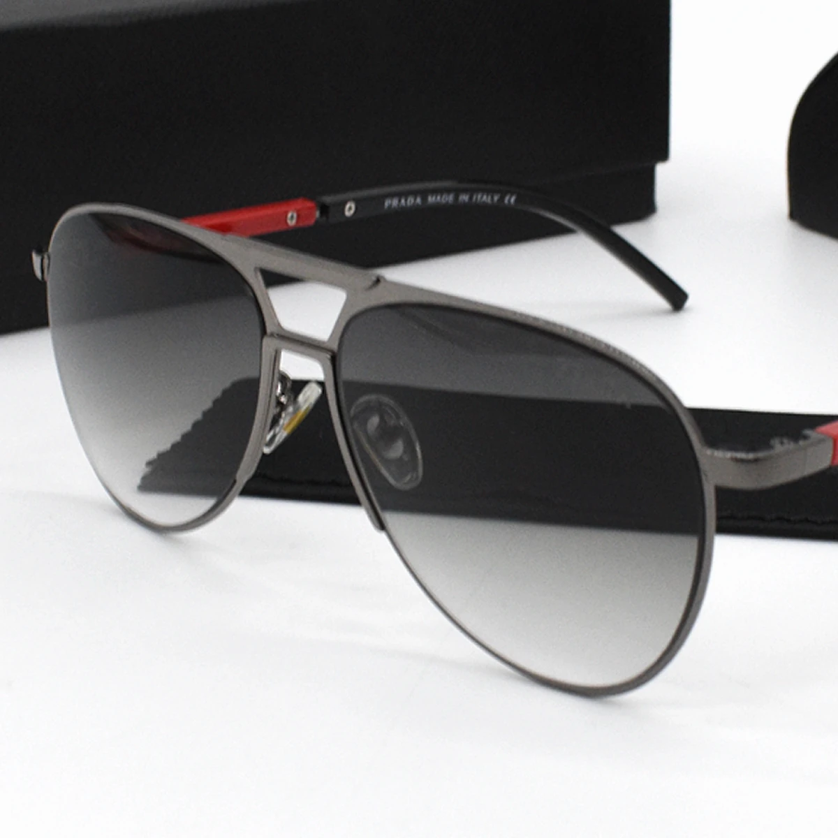 Lentes de Sol Prada 5
