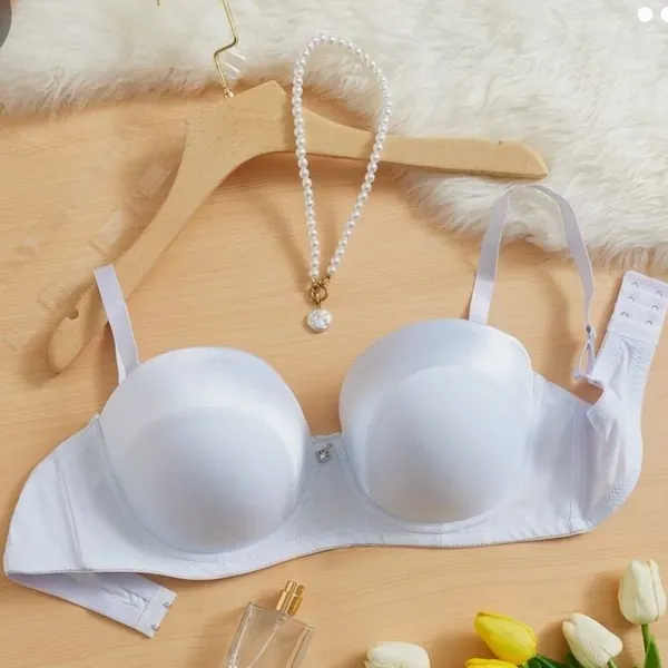 Brassiere