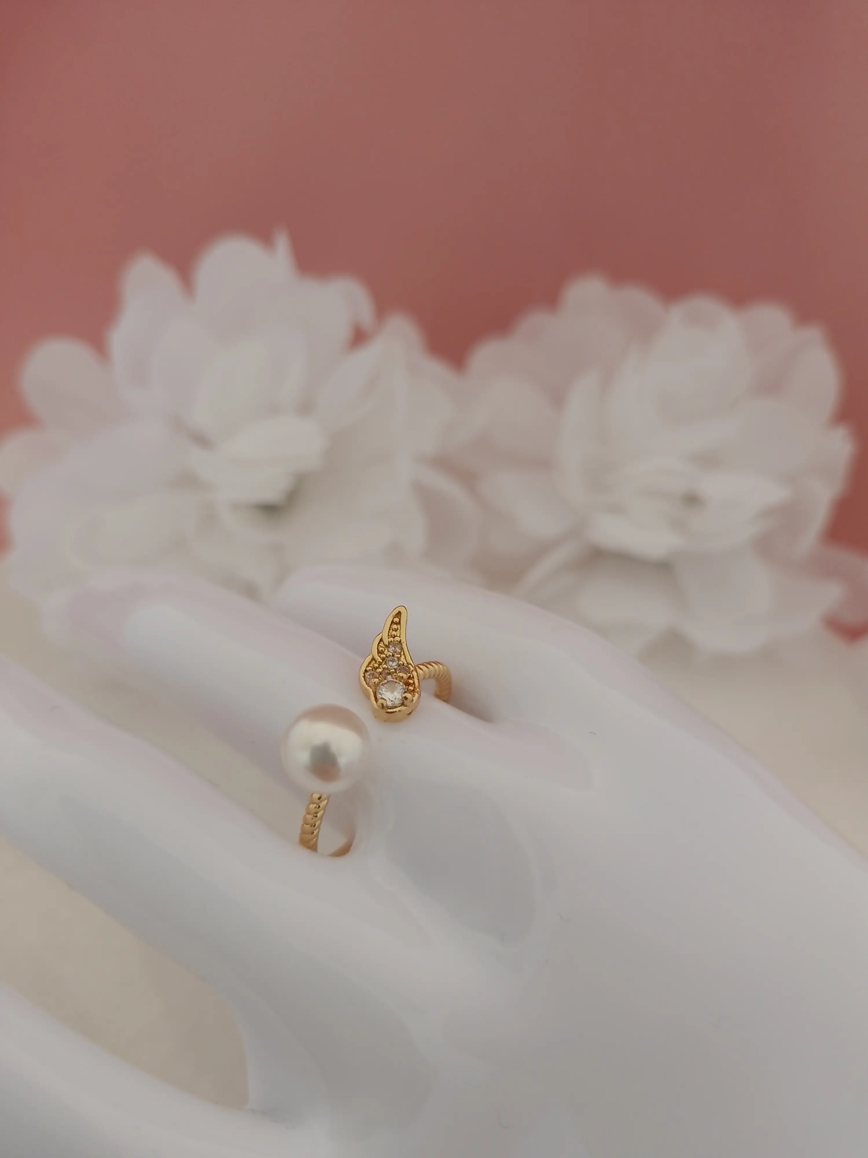 Anillo perla y ala 
