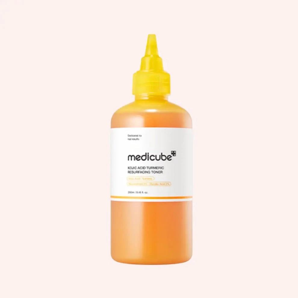 Medicube  KOJIC ACID TURMERIC RESURFACING TONER